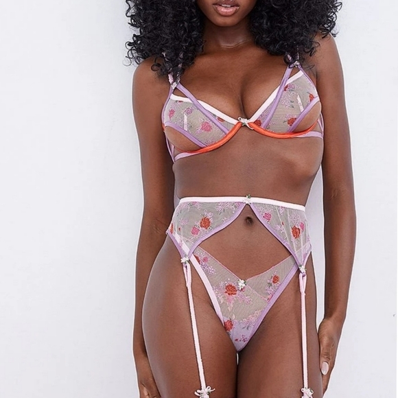 For Love & Lemons ✦ Rose Bloom Bra + Panty Set ✦ Floral Lace Satin S NWT - Picture 7 of 10
